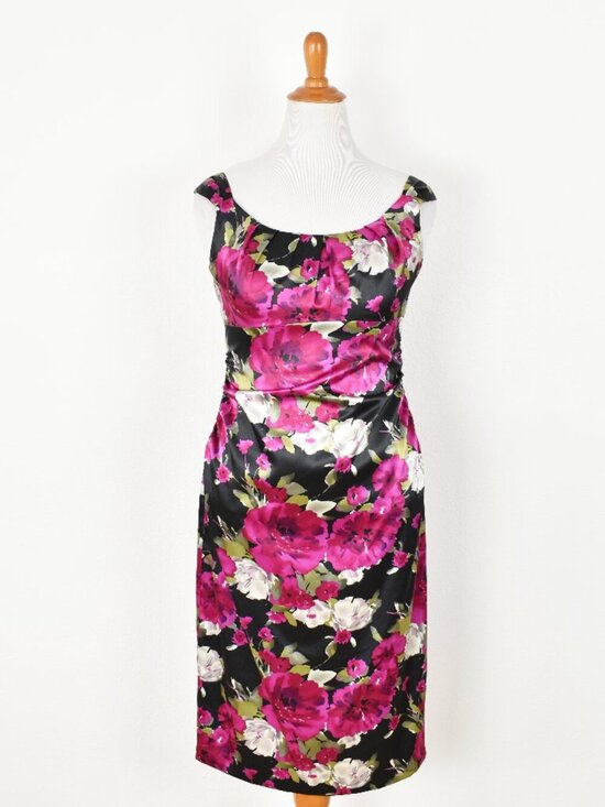 Maggy London Dresses & Skirts - Maggy London Floral Satin Ruched Sheath Cocktail Dress - 14